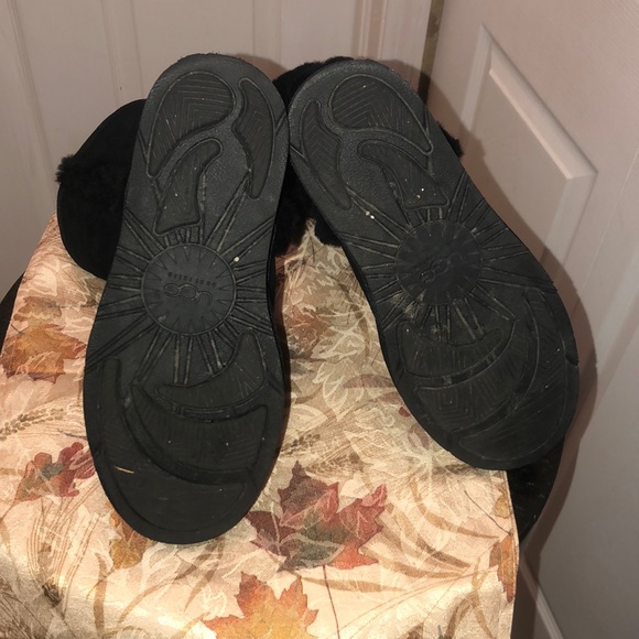 Uggs Australia Black Boots - Picture 4 of 6